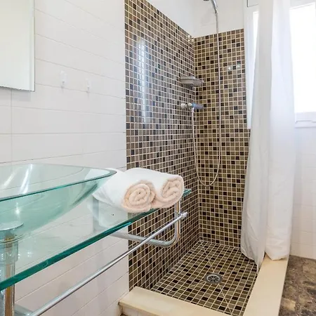 Sleeps 6 빌라 *
