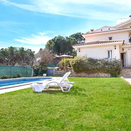 빌라 Sleeps 6 *