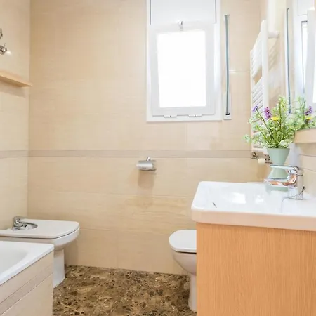 Sleeps 6 Villa